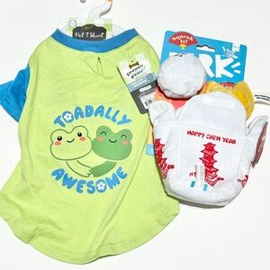 Woof pet T-shirt with frogs design size M & Bark squeak it dog toy chewy